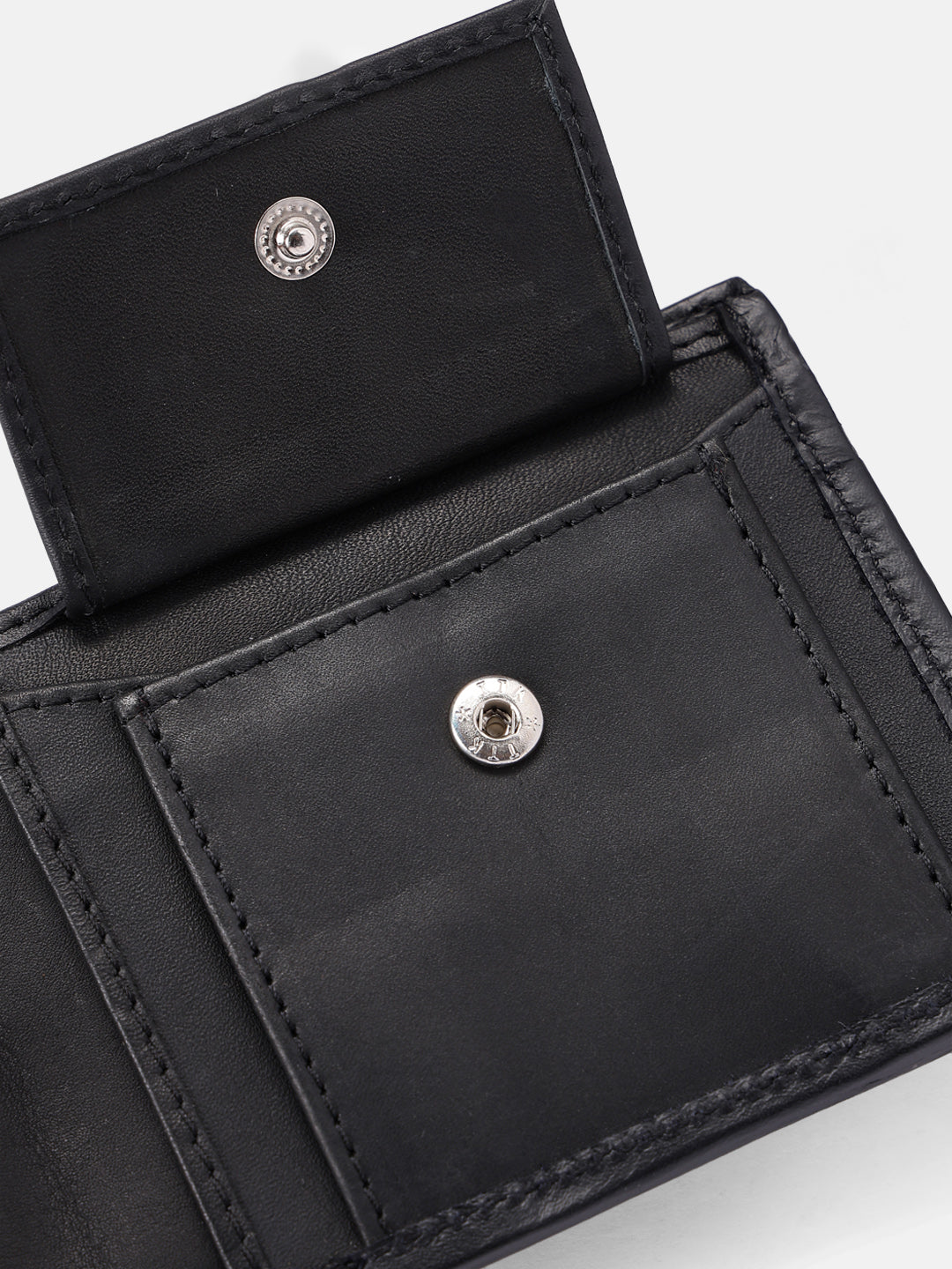 Celtic Genuine Leather Bi-Fold Wallet with Coin Pocket Black